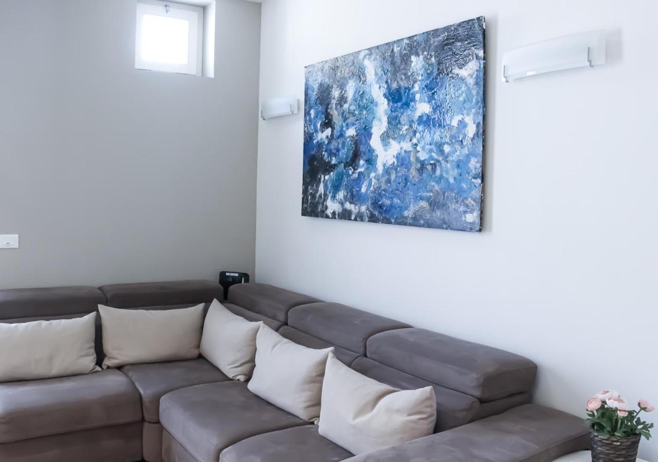 Bmp Apartment Atmosphere 1 Centrale Con Garage リッチョーネ エクステリア 写真